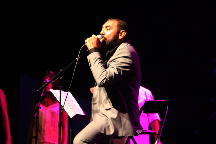 Pepe Luis Carmona “Habichuela” presenta su último trabajo “Mil caminos y un cantaor” en el parque sexitano El Majuelo